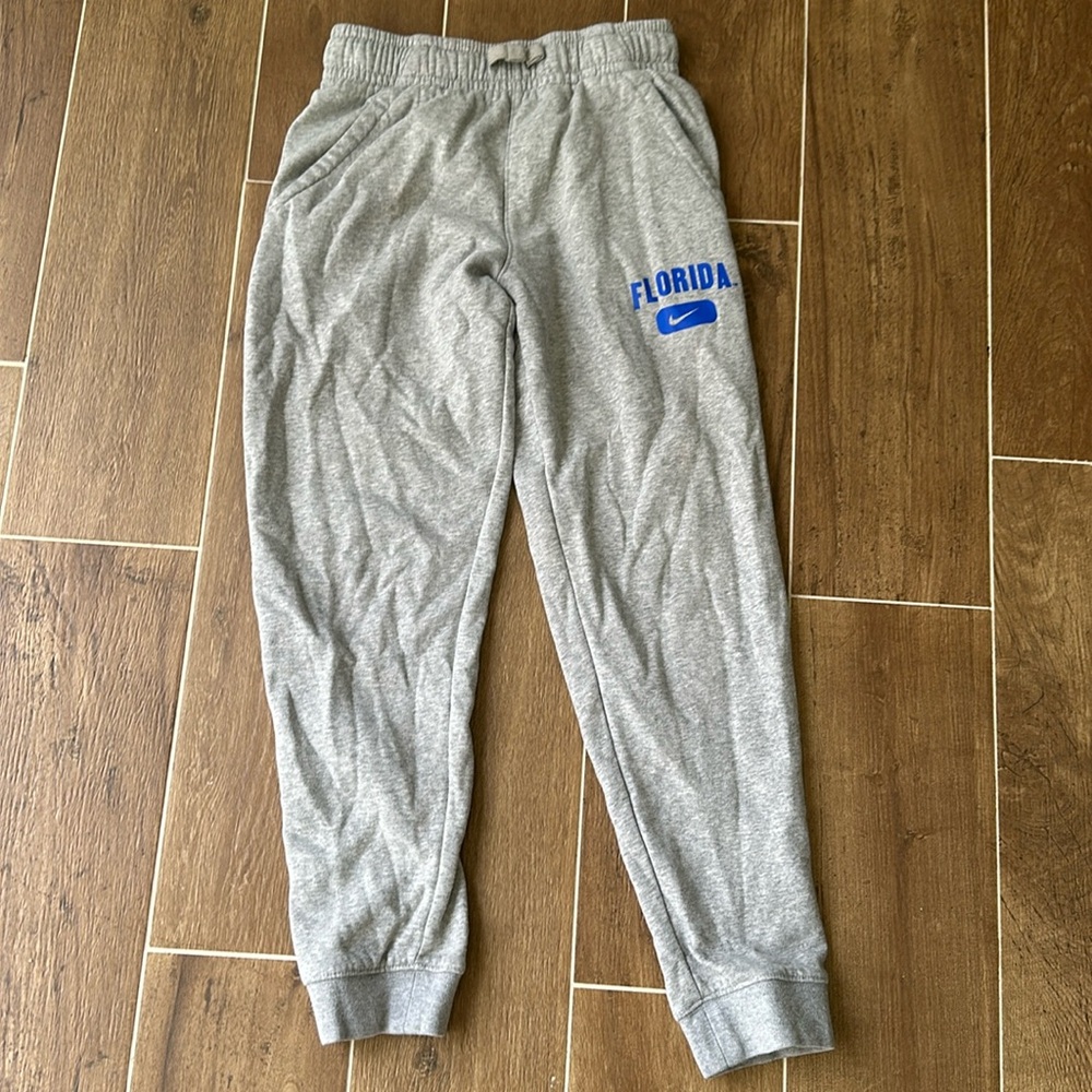 Nike Youth Medium Florida Sweatpants. Excellent condition.
